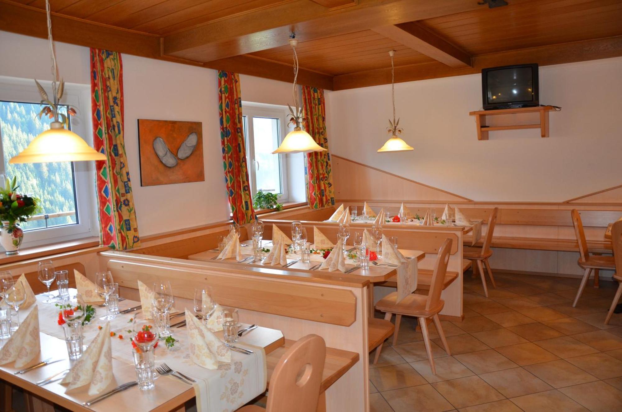 Ski In-Ski Out - Gaestehaeuser Saalbach-Hinterglemm - Wallegghof Christianhof מראה חיצוני תמונה